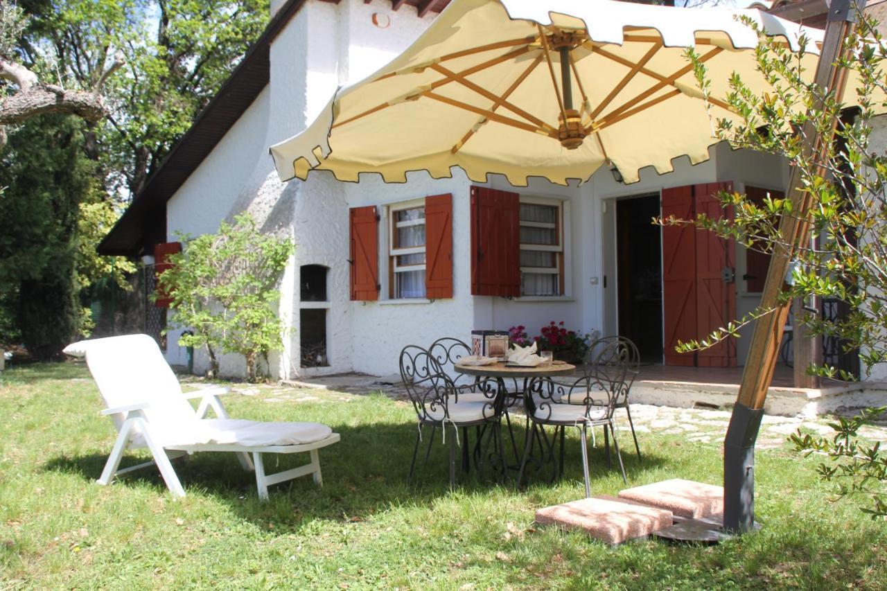 La Villa Del Nonno Montefelcino Bagian luar foto