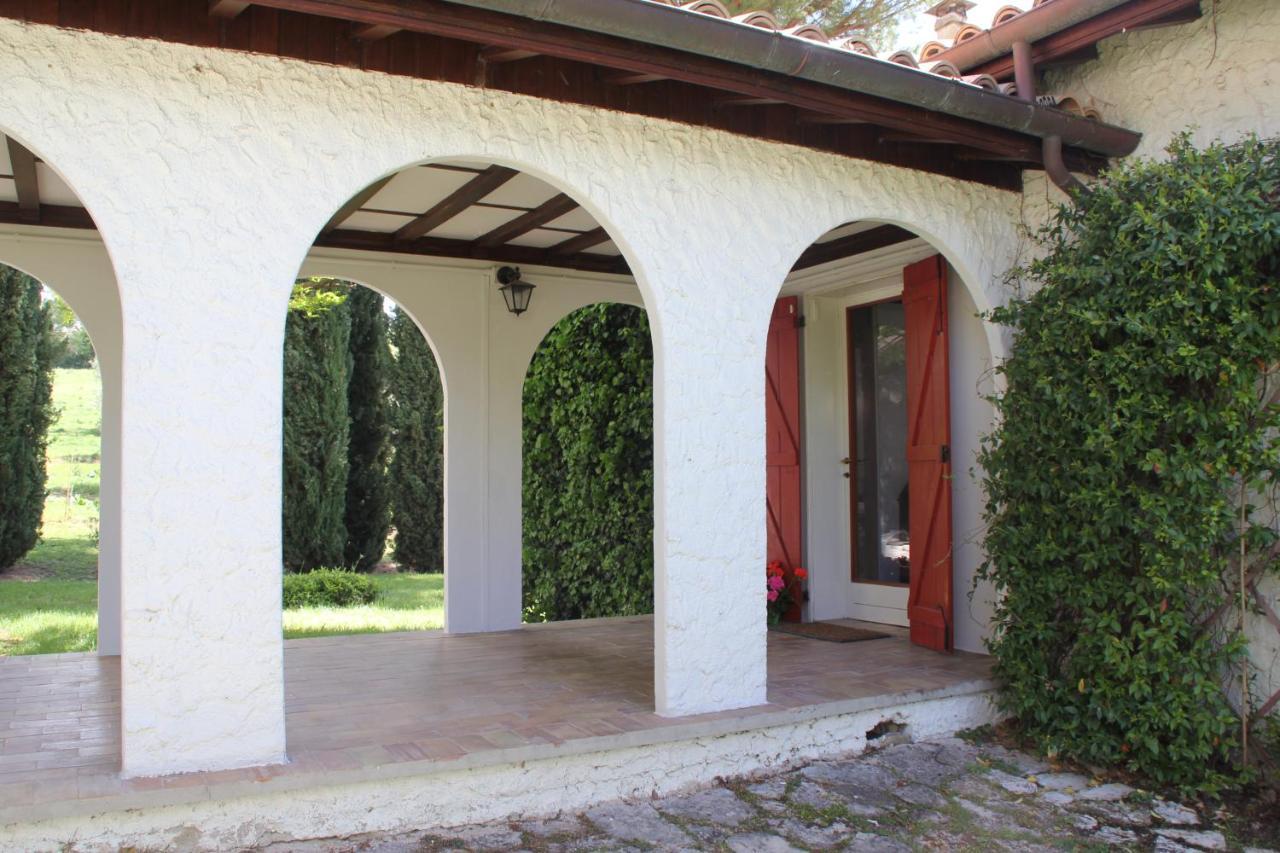 La Villa Del Nonno Montefelcino Bagian luar foto