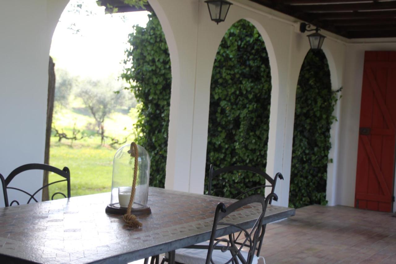 La Villa Del Nonno Montefelcino Bagian luar foto