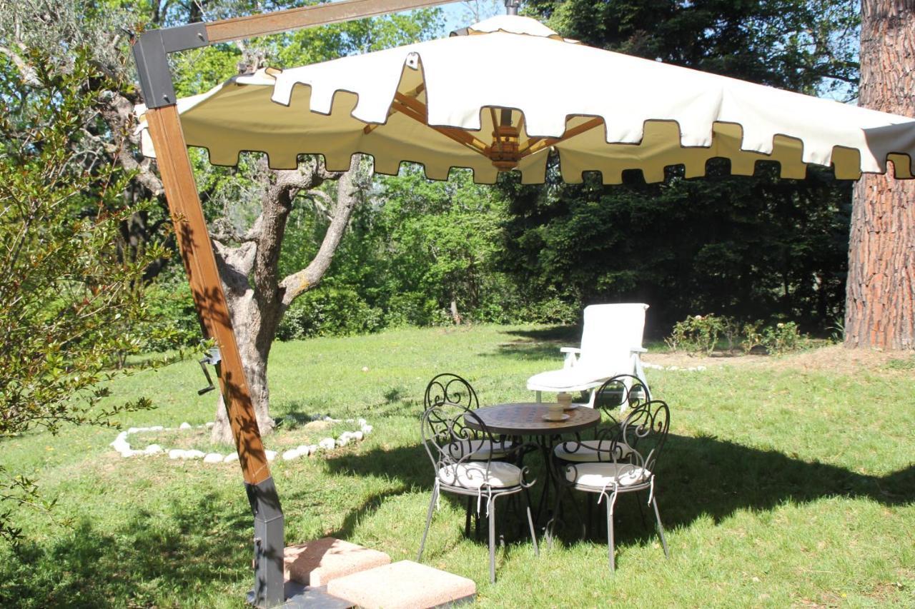 La Villa Del Nonno Montefelcino Bagian luar foto