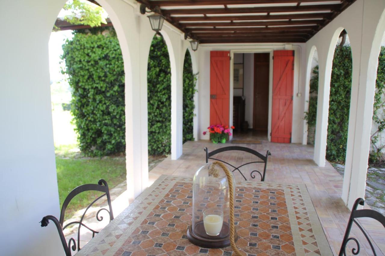 La Villa Del Nonno Montefelcino Bagian luar foto